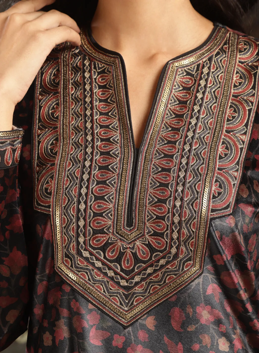 Black Printed Velvet Kurta Set with Brass Work and Zari Work