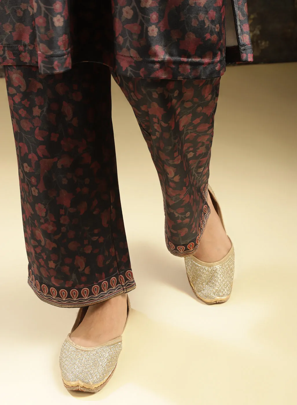 Black Printed Velvet Kurta Set with Brass Work and Zari Work