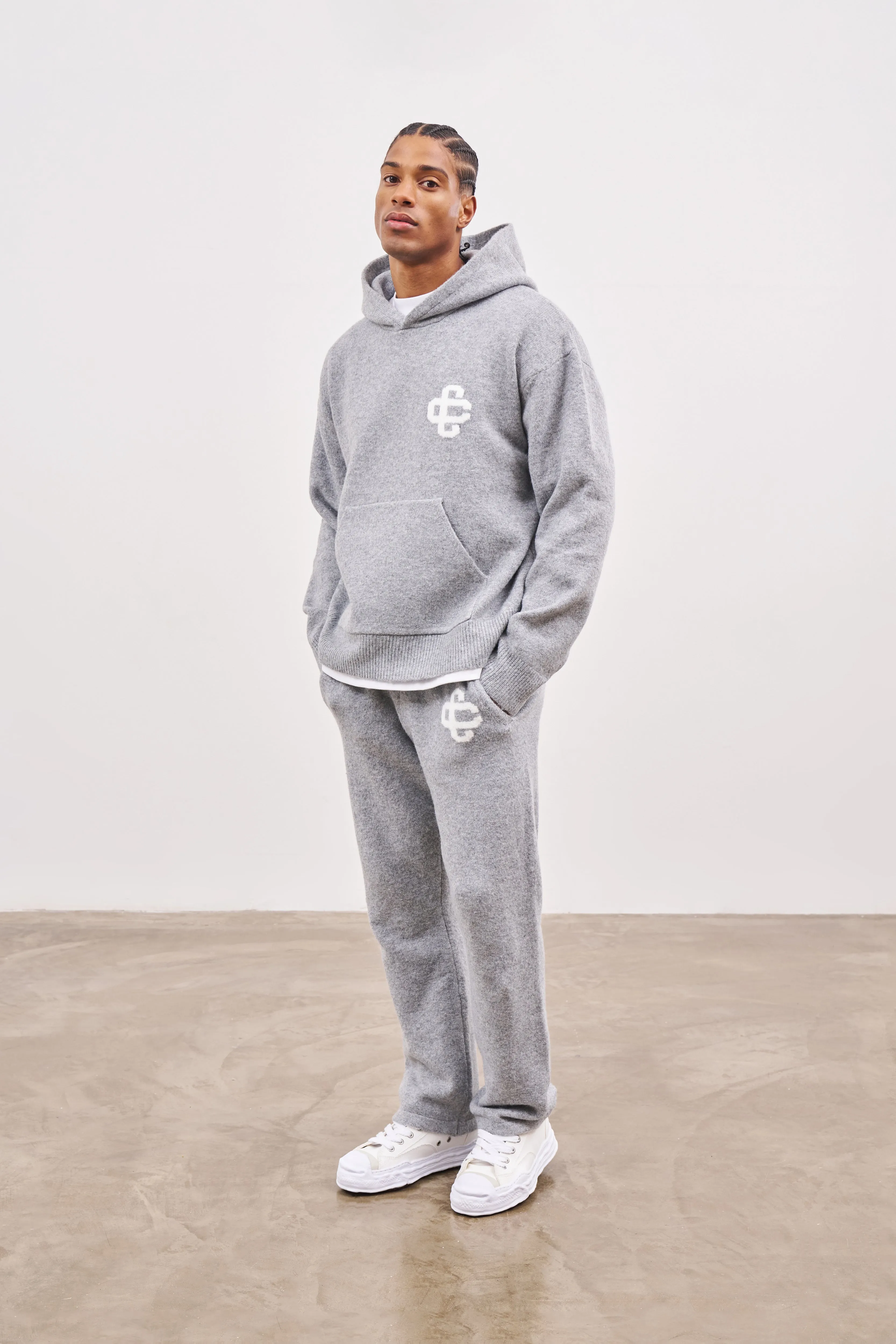 FLUFFY KNIT EMBLEM JOGGERS - GREY MARL