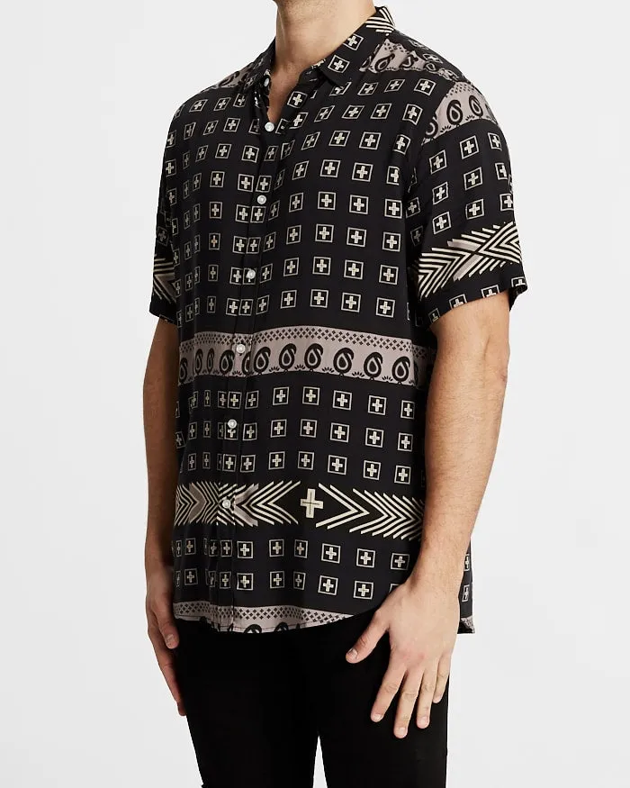 Kiss Chacey MENS SOUTHPORT RELAXED FIT SHORT SLEEVE SHIRT - BLACK PRINT
