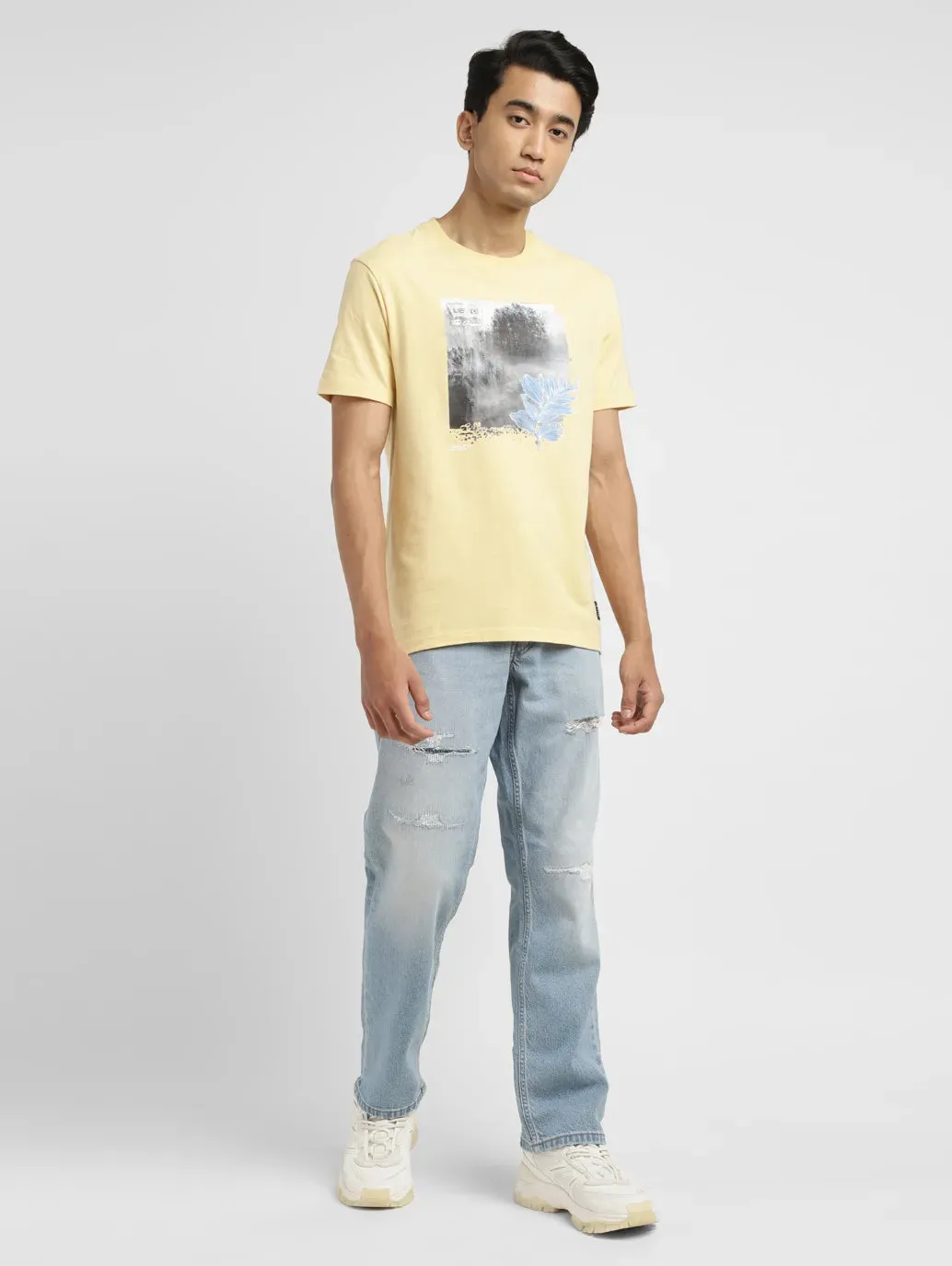 Men's 550 Light Indigo Relaxed Fit Mid Rise Jeans
