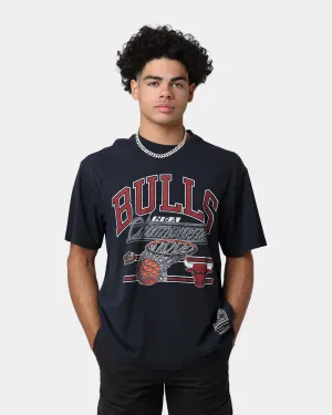 Mitchell & Ness Chicago Bulls Hoop T-Shirt Faded Black Mitchell & Ness Chicago Bulls Hoop T-Shirt Faded Black