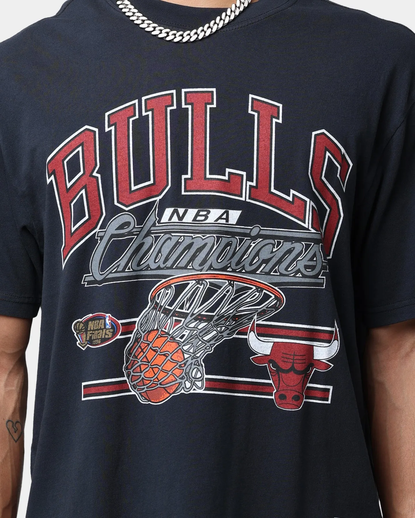 Mitchell & Ness Chicago Bulls Hoop T-Shirt Faded Black