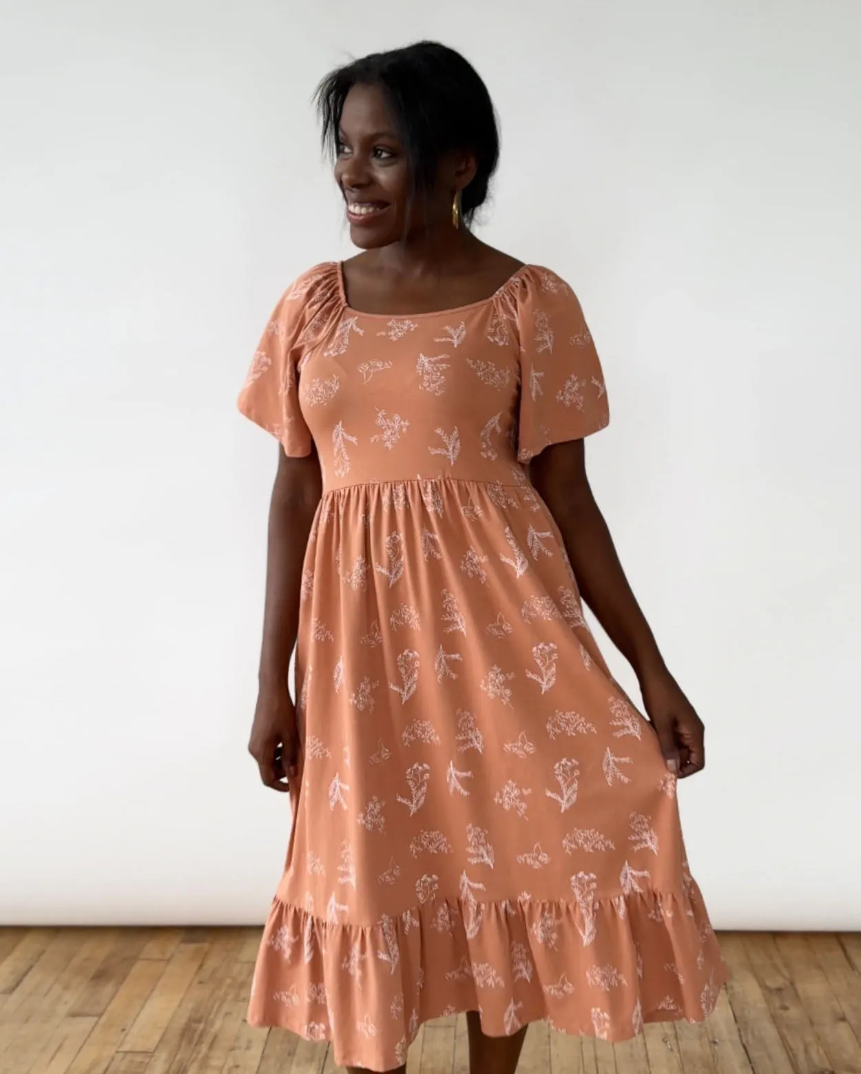 TALLY printed dress in Italian Clay/White
